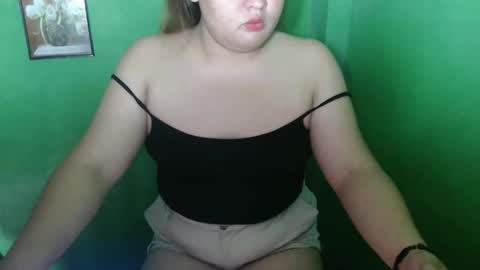 sweet_frex123 online show from 09/15/25, 01:05