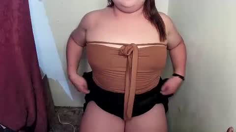 sweet_frex123 online show from 12/16/25, 09:47