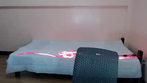 sophia daisy  online show from 09/25/25, 11:30