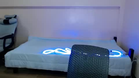 sophia daisy  online show from 10/13/25, 11:05