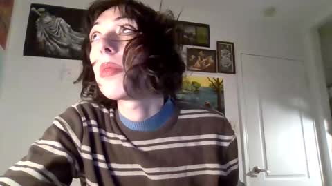 Snapshot of sweet_harvey chatting on 01/13/26, 12:49 sweet_harvey online show from 01/13/26, 12:49