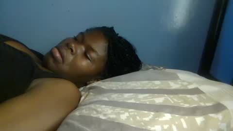 Snapshot of sweet_jamiie chatting on 12/20/25, 12:12 jay online show from 12/20/25, 12:12