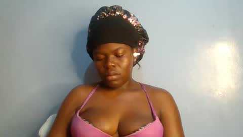 Snapshot of sweet_jamiie chatting on 01/18/26, 02:54 jay online show from 01/18/26, 02:54