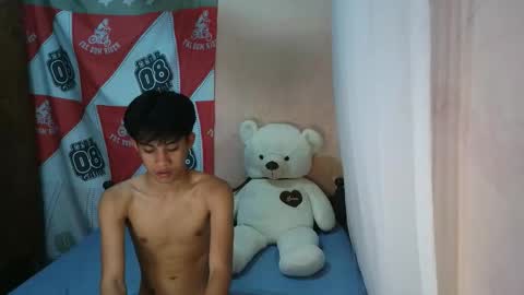 Snapshot of sweet_jassx chatting on 04/05/26, 12:24 Sweet jassxxx online show from 04/05/26, 12:24