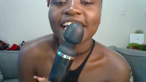ESTHER NEEMA online show from 03/06/25, 07:47