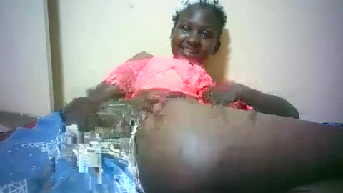 Snapshot of sweet_katrina2 chatting on 03/06/25, 02:40 millarn online show from 03/06/25, 02:40