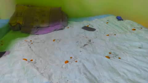 Snapshot of sweet_katrina2 chatting on 10/09/25, 02:15 millarn online show from 10/09/25, 02:15