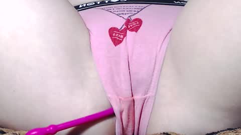 Snapshot of sweet_kitten25 chatting on 03/05/25, 08:54 Kitten online show from 03/05/25, 08:54