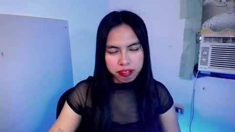 sweet_kyline69 online show from 11/02/25, 08:17