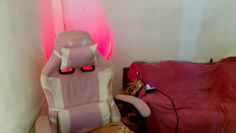 Snapshot of sweet_lady14 chatting on 09/27/25, 08:47 sweet_lady14 online show from 09/27/25, 08:47