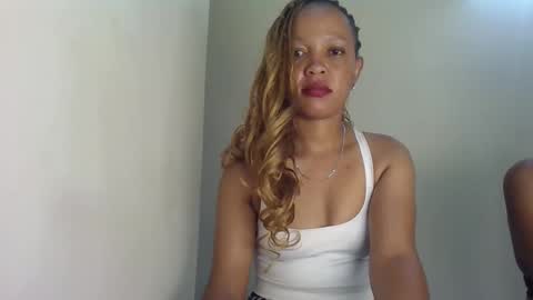 Snapshot of sweet_likey chatting on 04/17/26, 07:39 sweet likey online show from 04/17/26, 07:39