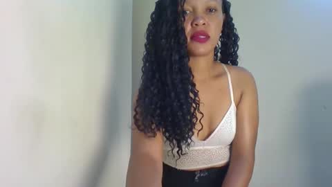 Snapshot of sweet_likey chatting on 05/15/26, 02:13 sweet likey online show from 05/15/26, 02:13
