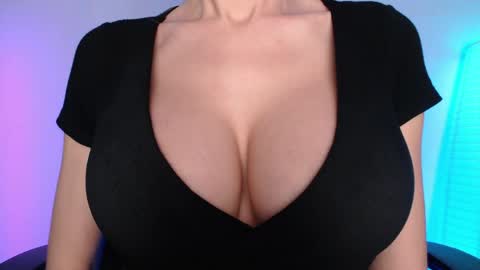 Snapshot of sweet_lil_thing chatting on 04/01/26, 02:58 Jen online show from 04/01/26, 02:58