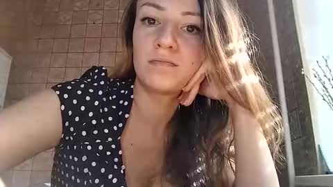 Snapshot of sweet_lilgirl_x chatting on 02/22/25, 09:34 Anna online show from 02/22/25, 09:34