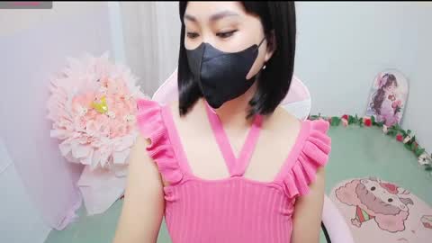 Snapshot of sweet_lily0 chatting on 05/03/26, 11:55 Lily online show from 05/03/26, 11:55