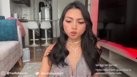 Snapshot of sweet_littleee chatting on 01/11/26, 09:09 free private online show from 01/11/26, 09:09