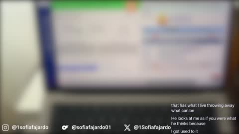 Snapshot of sweet_littleee chatting on 02/01/26, 09:13 free private online show from 02/01/26, 09:13