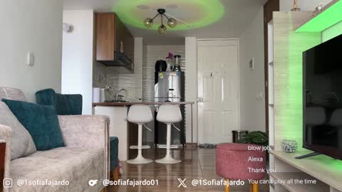 Snapshot of sweet_littleee chatting on 02/04/26, 06:58 free private online show from 02/04/26, 06:58