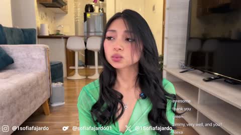 Snapshot of sweet_littleee chatting on 02/24/26, 09:35 free private online show from 02/24/26, 09:35