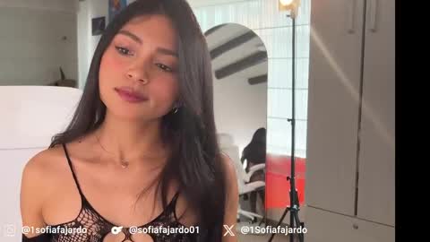 Snapshot of sweet_littleee chatting on 04/09/26, 05:51 free private online show from 04/09/26, 05:51