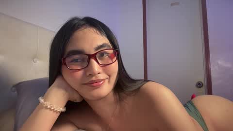 Snapshot of sweet_mariax chatting on 01/06/26, 12:53 Maria Stella online show from 01/06/26, 12:53