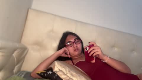 Snapshot of sweet_mariax chatting on 04/24/26, 01:02 Maria Stella online show from 04/24/26, 01:02