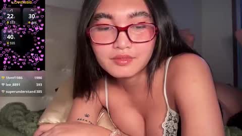 Snapshot of sweet_mariax chatting on 05/11/26, 04:37 Maria Stella online show from 05/11/26, 04:37