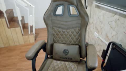 cheeky Bum07 online show from 10/18/25, 10:21