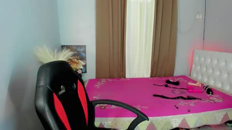 Snapshot of sweet_marie21 chatting on 04/29/26, 07:01 sweet_marie21 online show from 04/29/26, 07:01