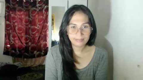 Snapshot of sweet_mariexxo chatting on 03/23/26, 02:26 Marie online show from 03/23/26, 02:26