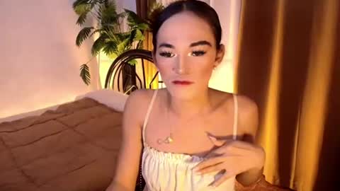 Snapshot of sweet_marry143 chatting on 06/13/26, 02:42 marry online show from 06/13/26, 02:42