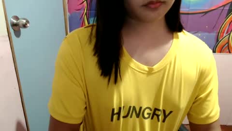 Snapshot of sweet_mary_onboard chatting on 06/15/26, 11:01 sweet_mary_onboard online show from 06/15/26, 11:01