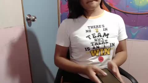 Snapshot of sweet_mary_onboard chatting on 06/19/26, 06:45 sweet_mary_onboard online show from 06/19/26, 06:45