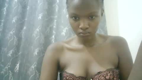 sweet_mellanie001 online show from 03/10/25, 08:34