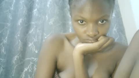 sweet_mellanie001 online show from 03/11/25, 09:15