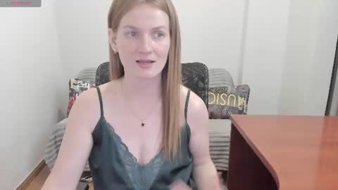Snapshot of sweet_melody_of_ur_heart chatting on 06/14/26, 03:14 Mila online show from 06/14/26, 03:14