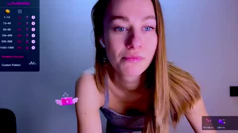 Mia online show from 01/07/26, 12:18