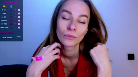 Snapshot of sweet_mia_91 chatting on 04/08/26, 12:27 Mia online show from 04/08/26, 12:27