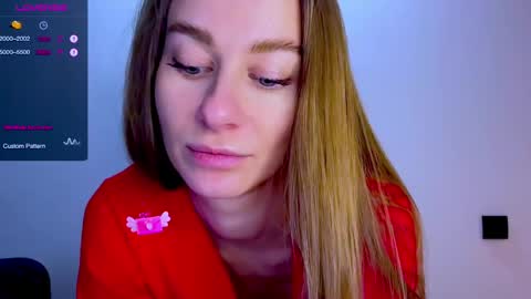 Snapshot of sweet_mia_91 chatting on 04/14/26, 11:38 Mia online show from 04/14/26, 11:38