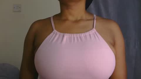 Queen debby online show from 03/01/26, 03:36