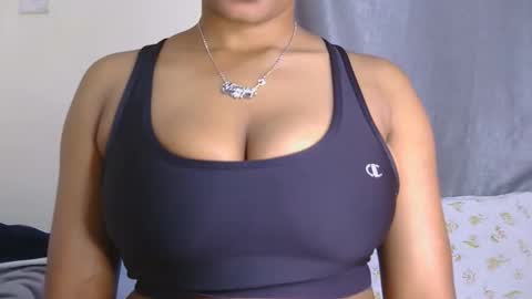 Snapshot of sweet_miah12 chatting on 03/06/26, 09:06 Queen debby online show from 03/06/26, 09:06