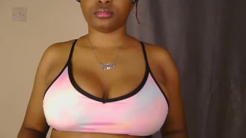 Queen debby online show from 03/27/26, 10:53