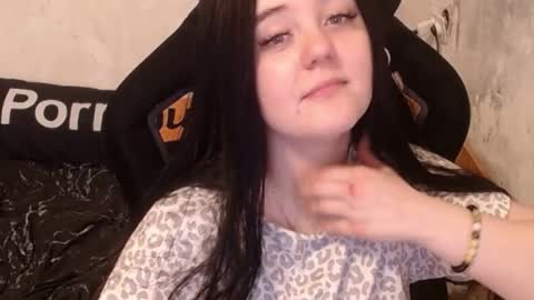 sweet_my_dream online show from 10/13/25, 09:20