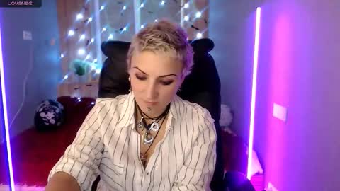 sweet_n_strong online show from 11/07/25, 01:44