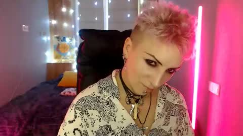 sweet_n_strong online show from 12/22/25, 12:35