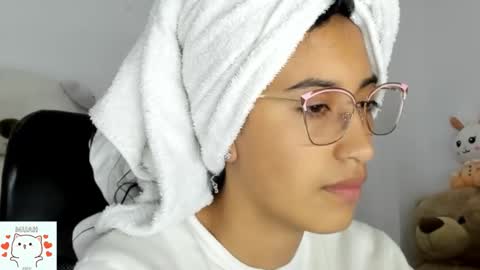 Snapshot of sweet_nhaomy chatting on 10/08/25, 12:41 Nhaomy online show from 10/08/25, 12:41