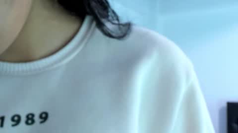 Nhaomy online show from 11/05/25, 07:36