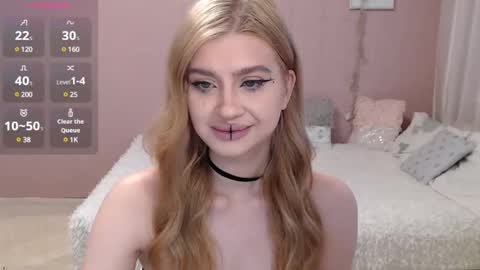 sweet_nicole_333 online show from 03/12/25, 12:57