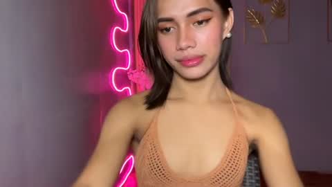 sweet_nikki03 online show from 04/06/26, 08:21