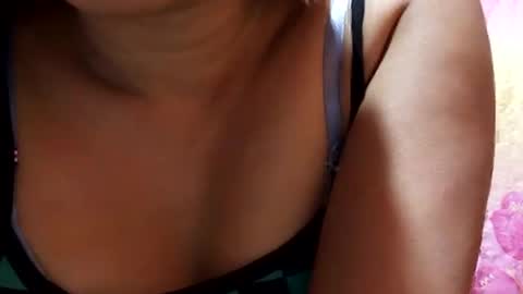 Nina online show from 01/29/25, 01:58